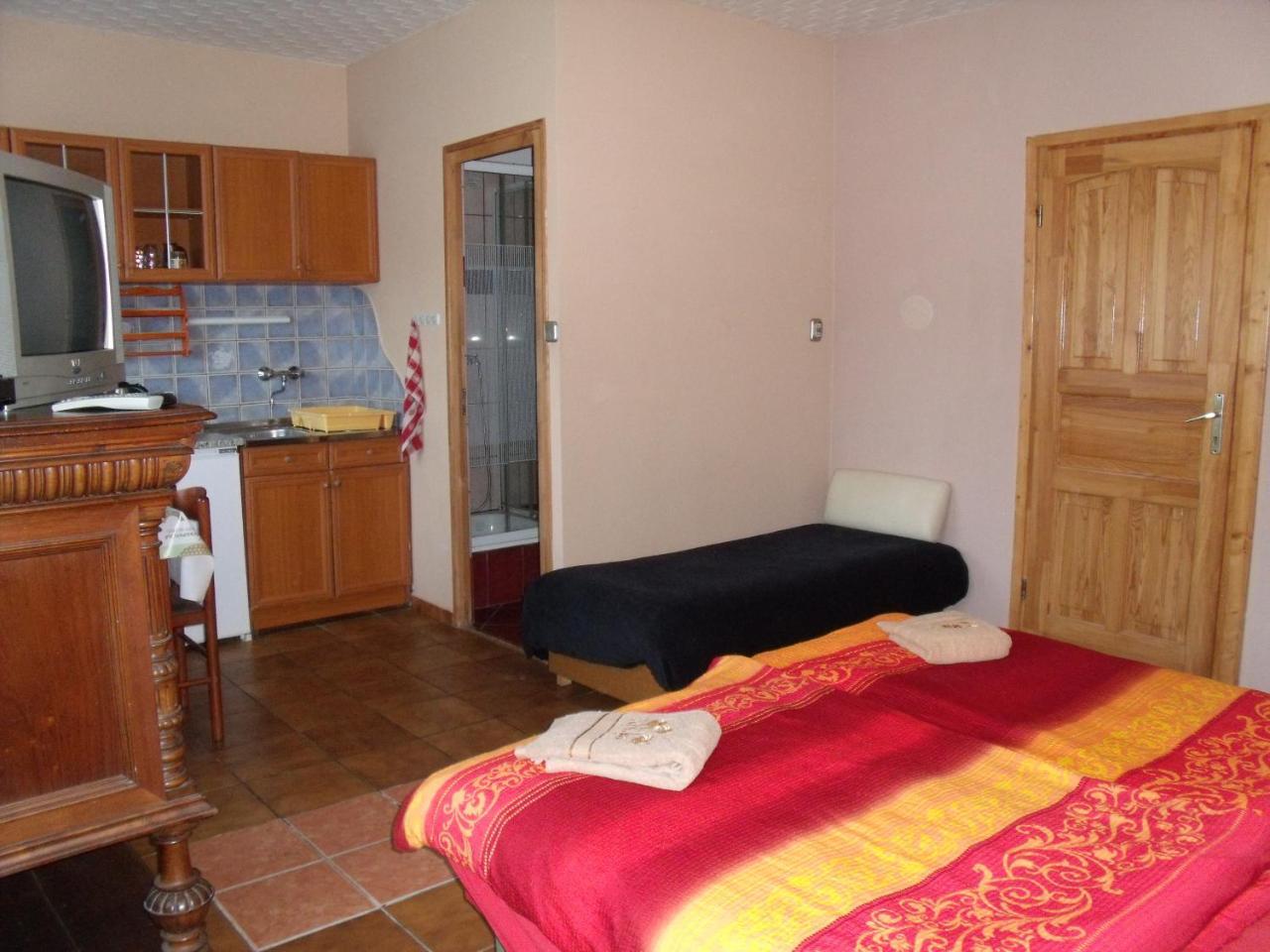 Apartmán Viola Vendeghaz Kehidakustány Exteriér fotografie
